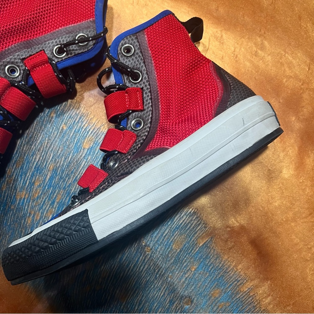 Converse CTAS 70 High Tech Hiker Enamel Red Blue Size 4 Youth - Picture 8 of 12